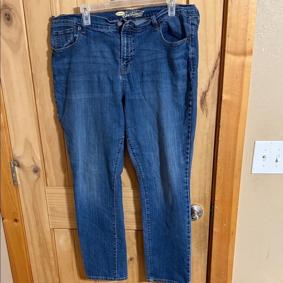 Old Navy Denim - Old Navy The Sweet Heart Blue Straight-Leg Jeans